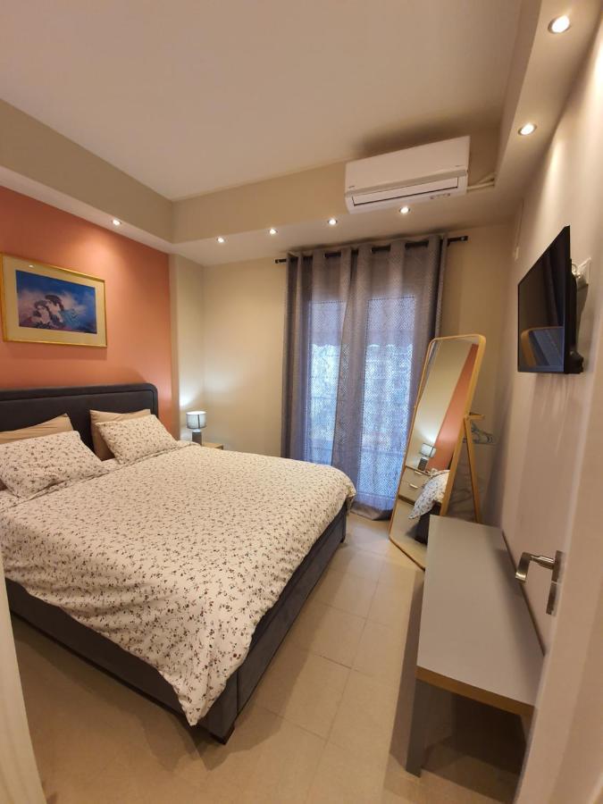 Lukas-2 B/R Luxurious Flat With Veranda Atenas Exterior foto