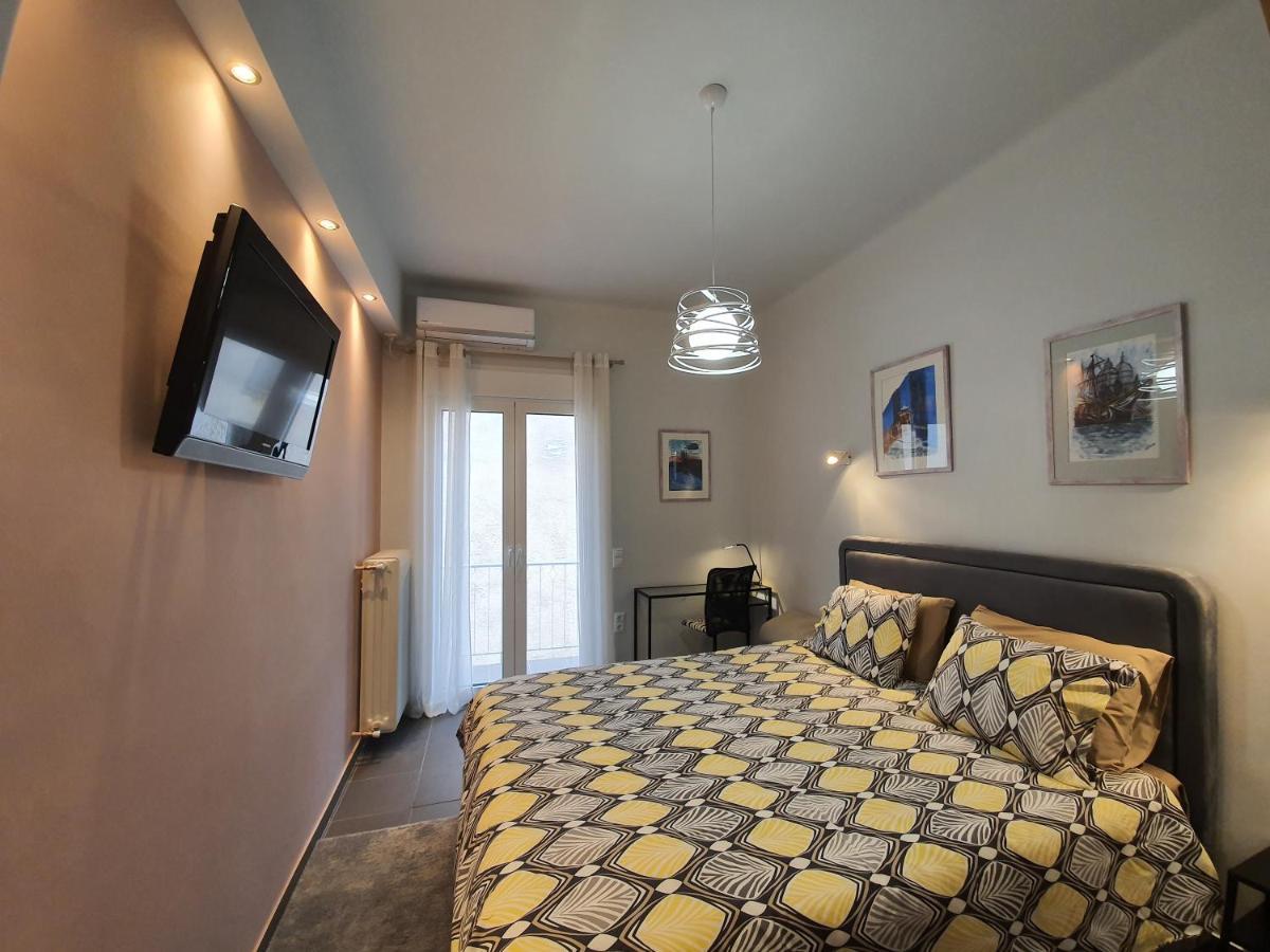 Lukas-2 B/R Luxurious Flat With Veranda Atenas Exterior foto