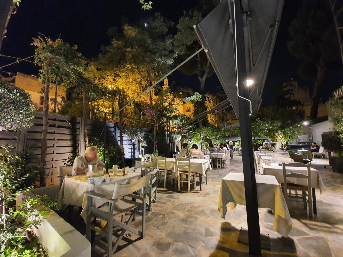 Lukas-2 B/R Luxurious Flat With Veranda Atenas Exterior foto